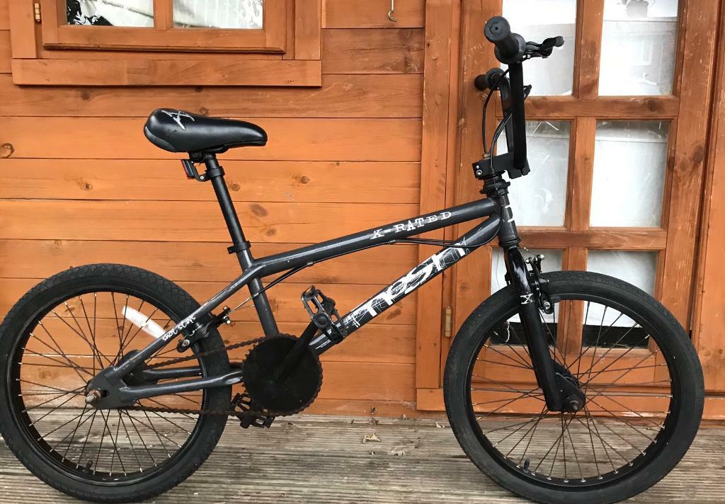 halfords stunt bikes
